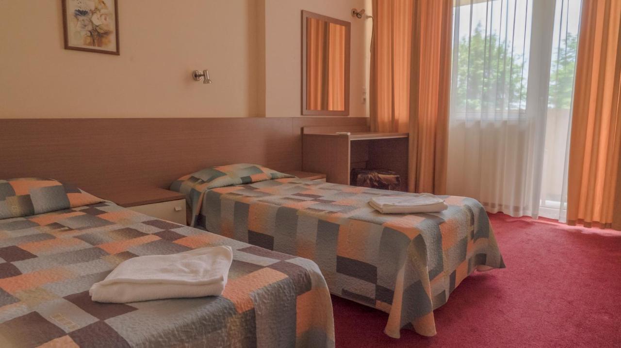 Park Hotel Persey Varna Eksteriør bilde