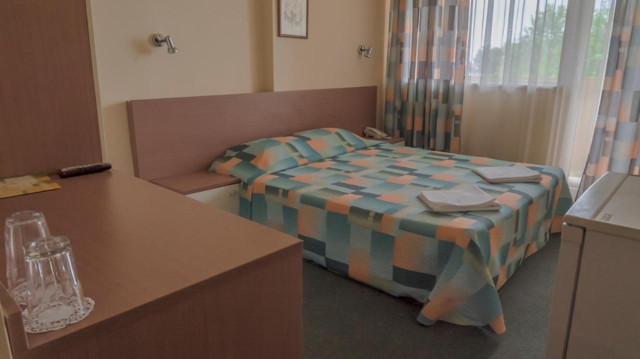 Park Hotel Persey Varna Eksteriør bilde