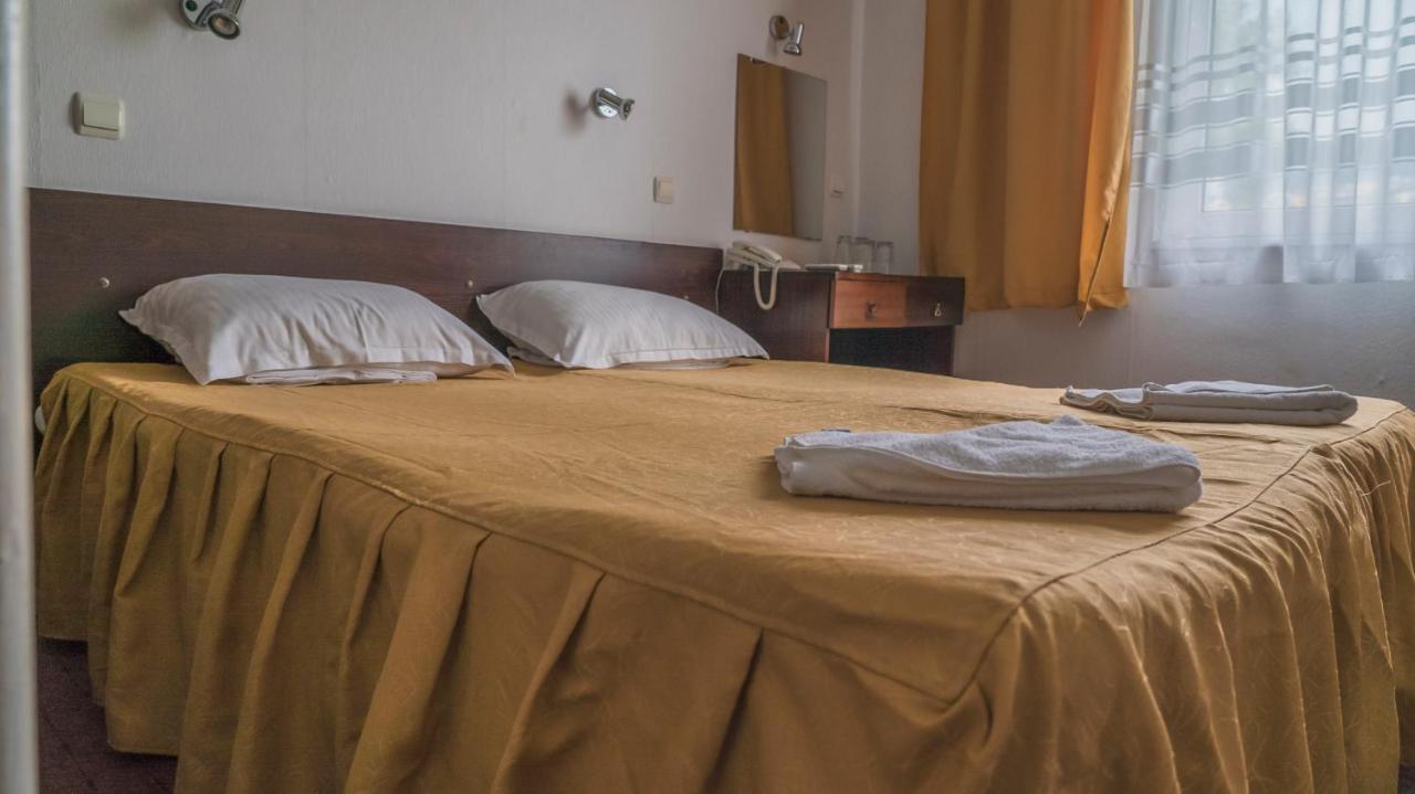 Park Hotel Persey Varna Eksteriør bilde