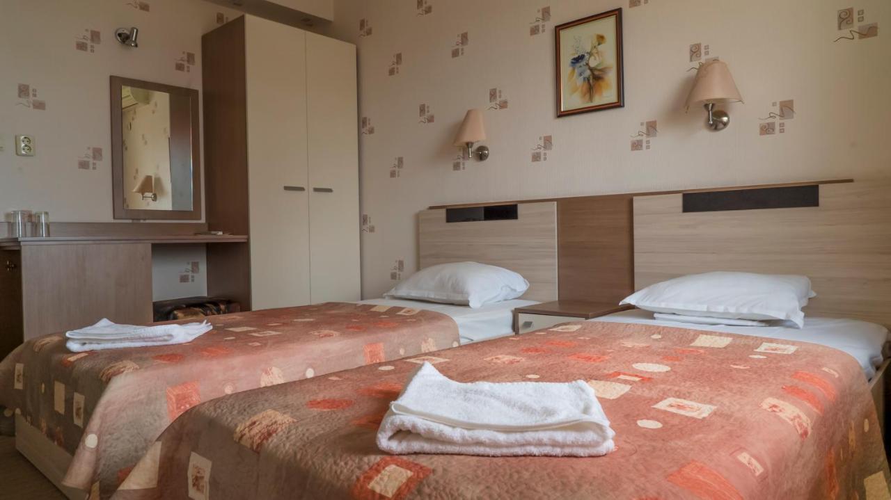 Park Hotel Persey Varna Eksteriør bilde