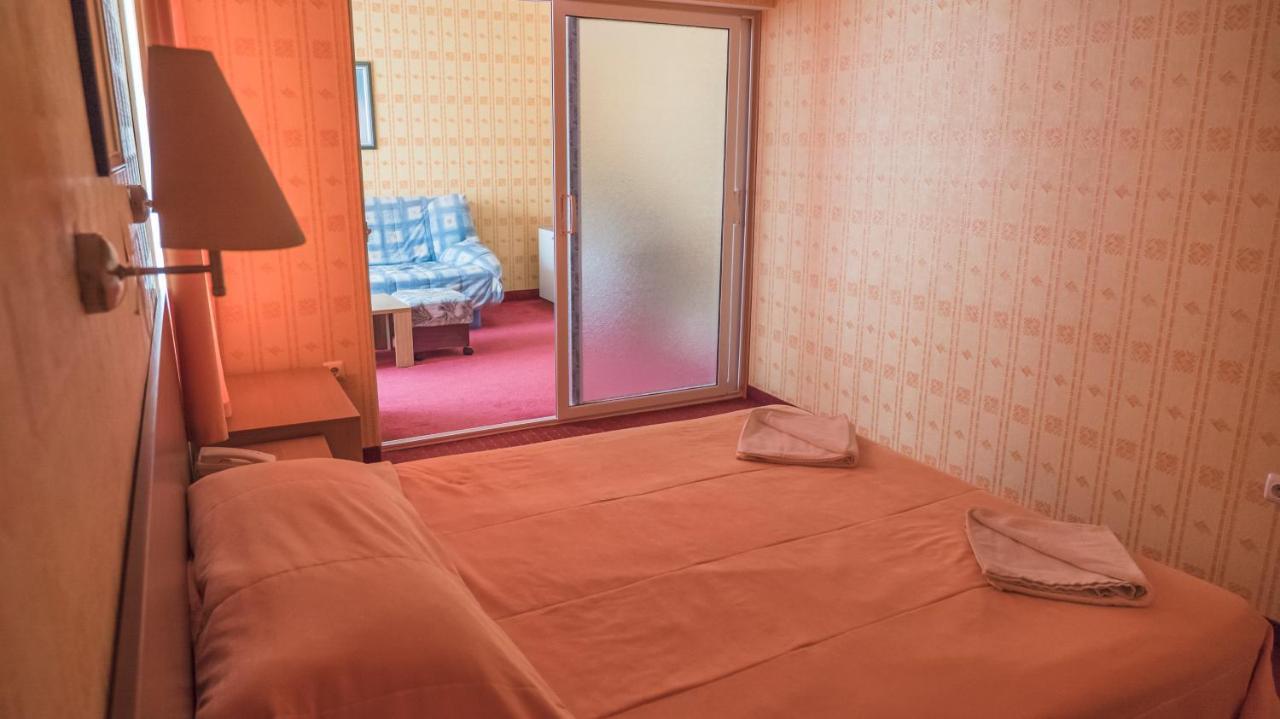 Park Hotel Persey Varna Eksteriør bilde