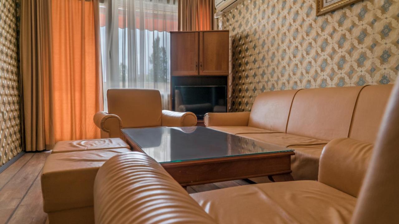 Park Hotel Persey Varna Eksteriør bilde