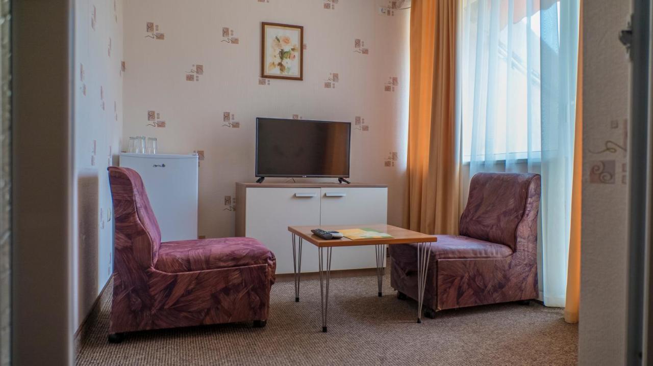 Park Hotel Persey Varna Eksteriør bilde